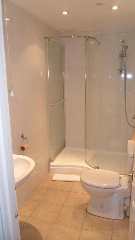 Skyways Hotel สลาว ห้อง รูปภาพ